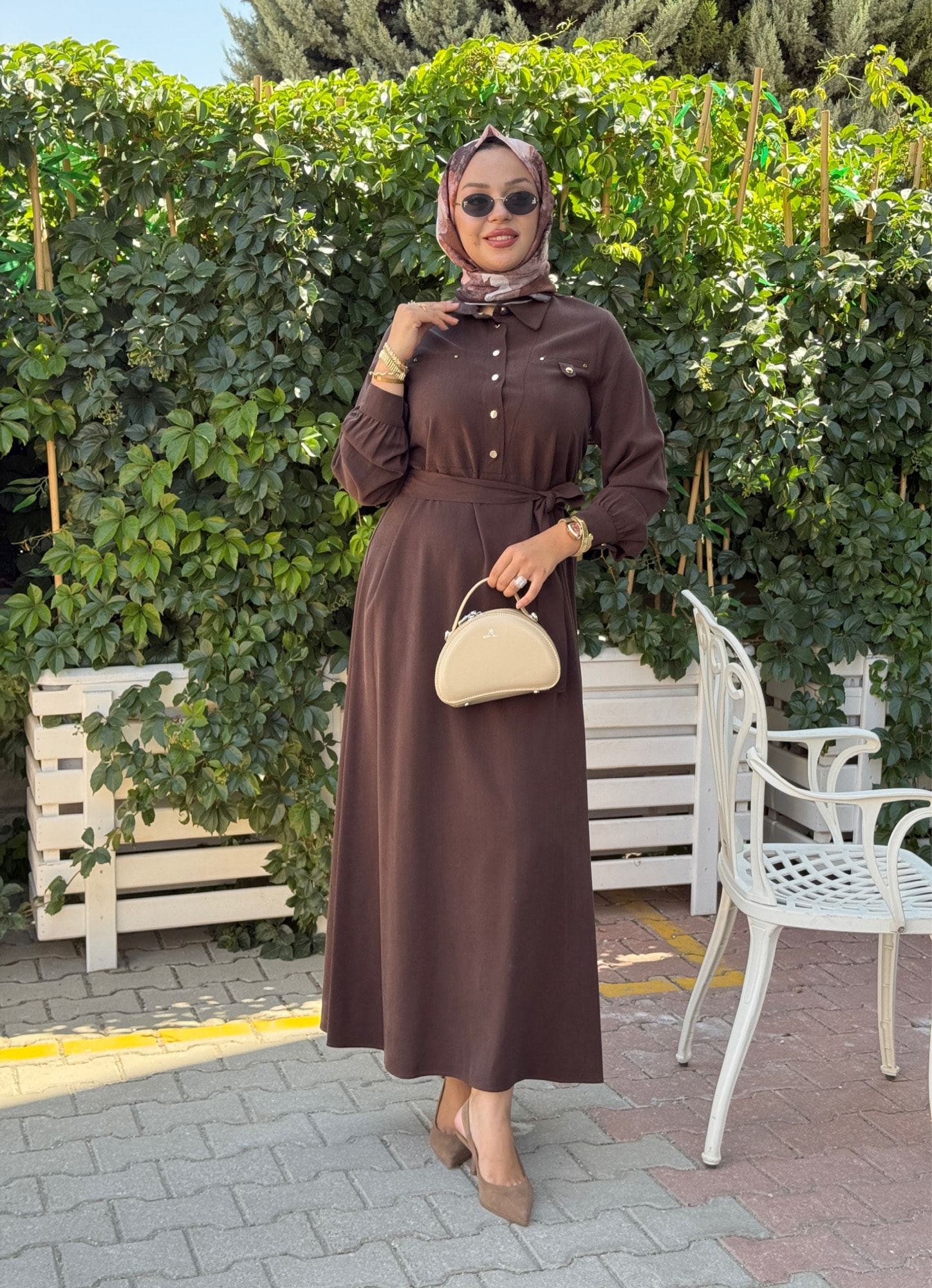 NUSS ÖNÜ DÜĞMELİ ELBİSE